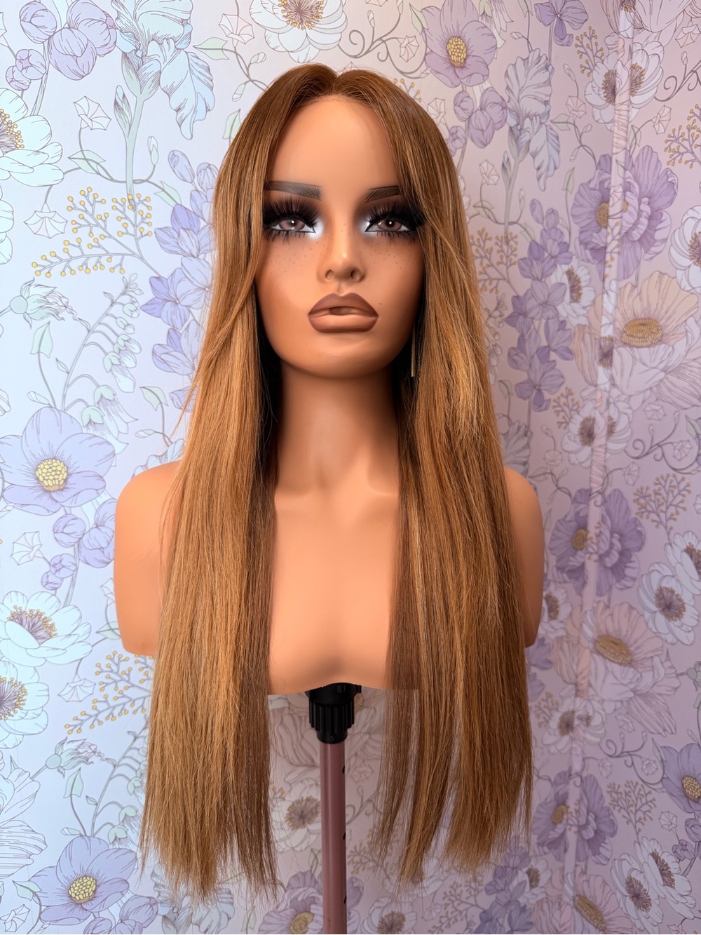 Dejaco brand Luxury Boutique rooted blonde 25”